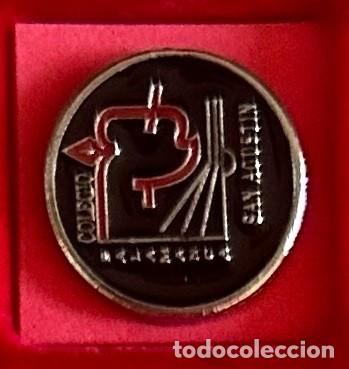 Collectionnisme sportif: Pin de futbol del Club Colegio San Agustin - Salamanca
