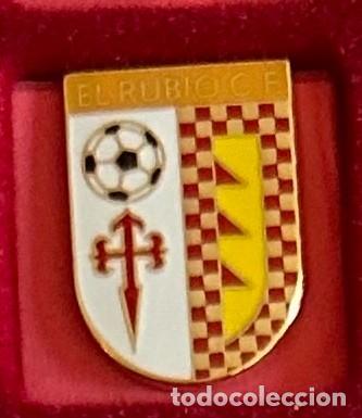 Collectionnisme sportif: Pin de futbol del Club CF El Rubio Segovia