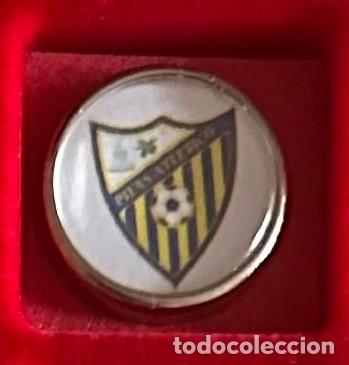 Sammelleidenschaft Sport: Pin de futbol del Club Atletico Pilas Sevilla