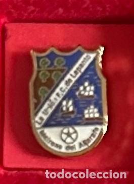Sammelleidenschaft Sport: Pin de futbol del Club CF La Union de Lepanto - Mairena del Aljarafe Sevilla