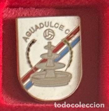 Sammelleidenschaft Sport: Pin de futbol del Club CF Aguadulce Sevilla