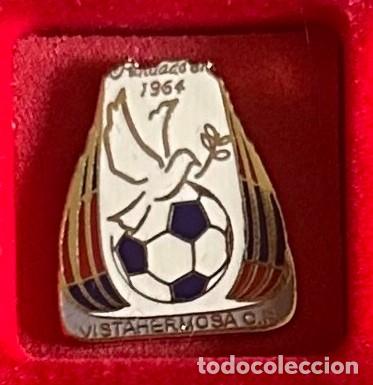 Sammelleidenschaft Sport: Pin de futbol del Club CF Vistahermosa Sevilla