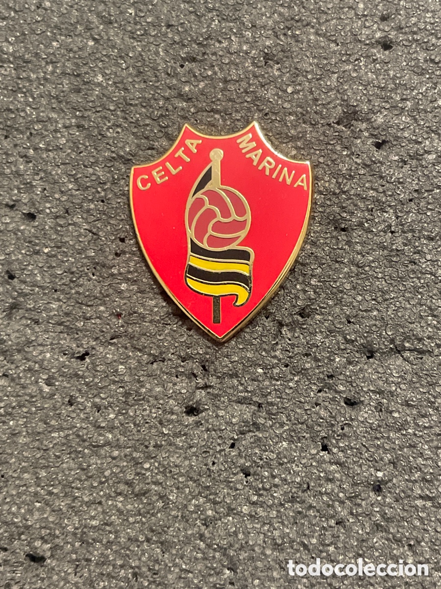 Collectionnisme sportif: Pin 48 CELTA MARINA C.F. - Santa Cruz de Tenerife (Tenerife)