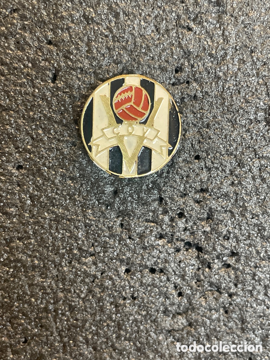Collectionnisme sportif: Pin 80 C.D. VICTORIA - Tazacorte (La Palma)