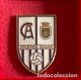 Collectionnisme sportif: Pin de futbol del Club Atletico Camas Sevilla