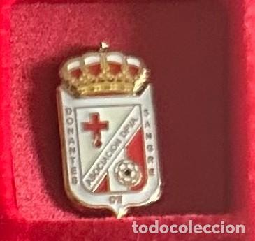 Collectionnisme sportif: Pin de futbol del Club AD Donantes de Sangre Sevilla