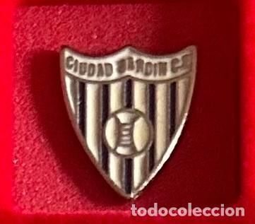 Collectionnisme sportif: Pin de futbol del Club CF Ciudad Jardin Sevilla