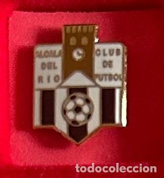 Collezionismo sportivo: Pin de futbol del Club CF Alcala del Rio Sevilla
