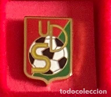 Collezionismo sportivo: Pin de futbol del Club UD Solea Sevilla