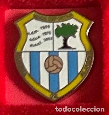 Sammelleidenschaft Sport: Pin de futbol del Club CD Mairena del Aljarafe Sevilla