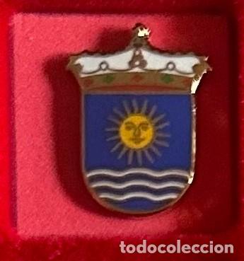 Sammelleidenschaft Sport: Pin de futbol del Club CD Badolatosa Sevilla
