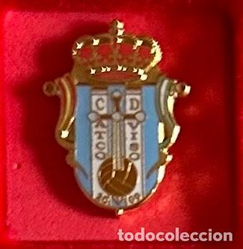 Sammelleidenschaft Sport: Pin de futbol del Club Atletico Viso - El Viso del Alcor Sevilla