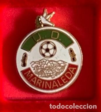 Sammelleidenschaft Sport: Pin de futbol del Club CD Marinaleda Sevilla