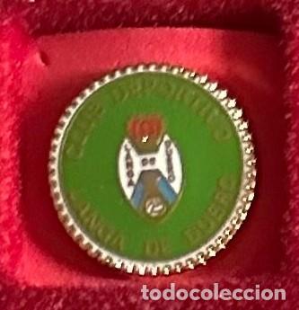 Sammelleidenschaft Sport: Pin de futbol del Club CD Langa Duero - Soria