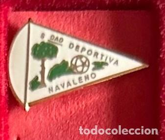 Sammelleidenschaft Sport: Pin de futbol del Club SD Navaleno - Soria