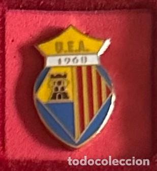 Sammelleidenschaft Sport: Pin de futbol del Club UE Aldeana - L&acute;Aldea - Tarragona