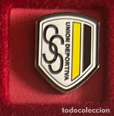 Collezionismo sportivo: Pin de futbol del Club UD San Salvador - Tarragona