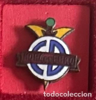Collezionismo sportivo: Pin de futbol del Club CD Mora de Ebro - Tarragona