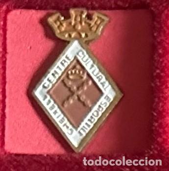 Collezionismo sportivo: Pin de futbol del Club CCE Creixell - Tarragona