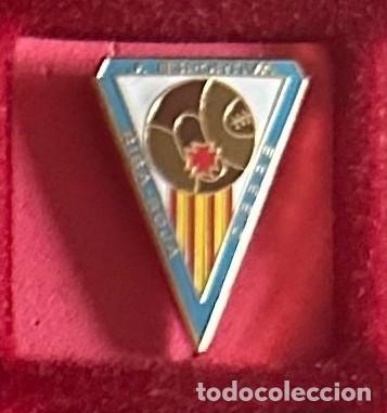 Collezionismo sportivo: Pin de futbol del Club JD Riba Roja D&acute;Ebre - Tarragona