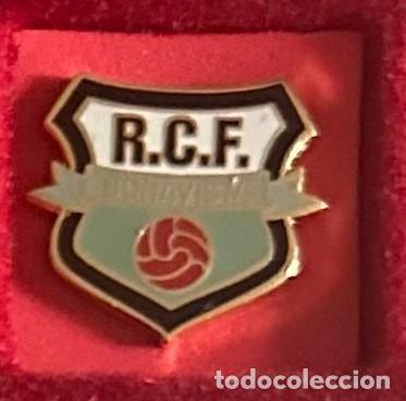 Collezionismo sportivo: Pin de futbol del Club Racing Bonavista CF - Tarragona