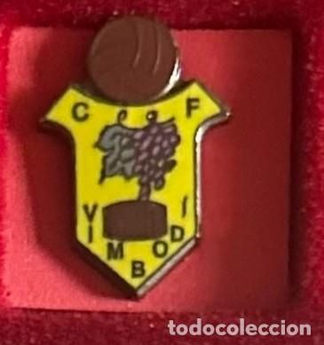 Collezionismo sportivo: Pin de futbol del Club CF Vimbodi - Tarragona