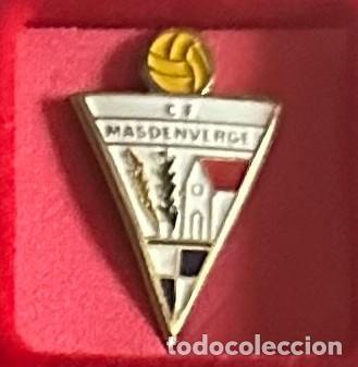 Sammelleidenschaft Sport: Pin de futbol del Club CF Masdenverge - Tarragona