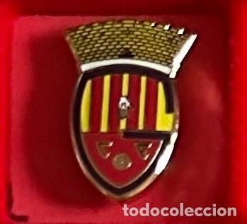 Collezionismo sportivo: Pin de futbol del Club CF Gandesa - Tarragona