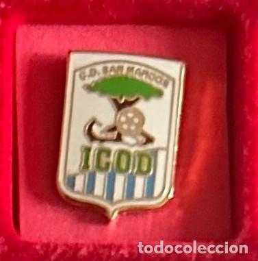 Sammelleidenschaft Sport: Pin de futbol del Club CD San Marcos - Icod De Los Vinos - Santa Cruz de Tenerife