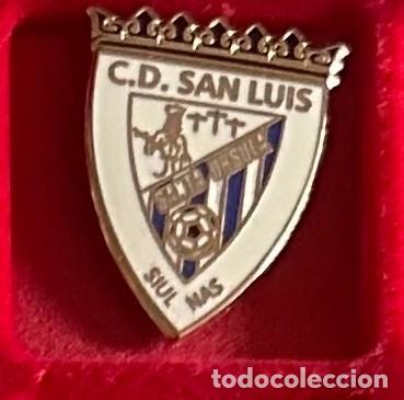 Sammelleidenschaft Sport: Pin de futbol del Club CD San Luis Siulnas - Santa Cruz de Tenerife