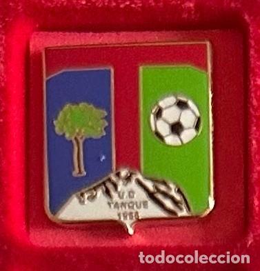 Sammelleidenschaft Sport: Pin de futbol del Club UD Tanque - Puerto de la Cruz - Santa Cruz de Tenerife