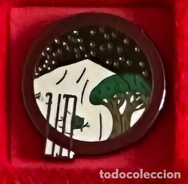 Collezionismo sportivo: Pin de futbol del Club UD Orotava - Santa Cruz de Tenerife