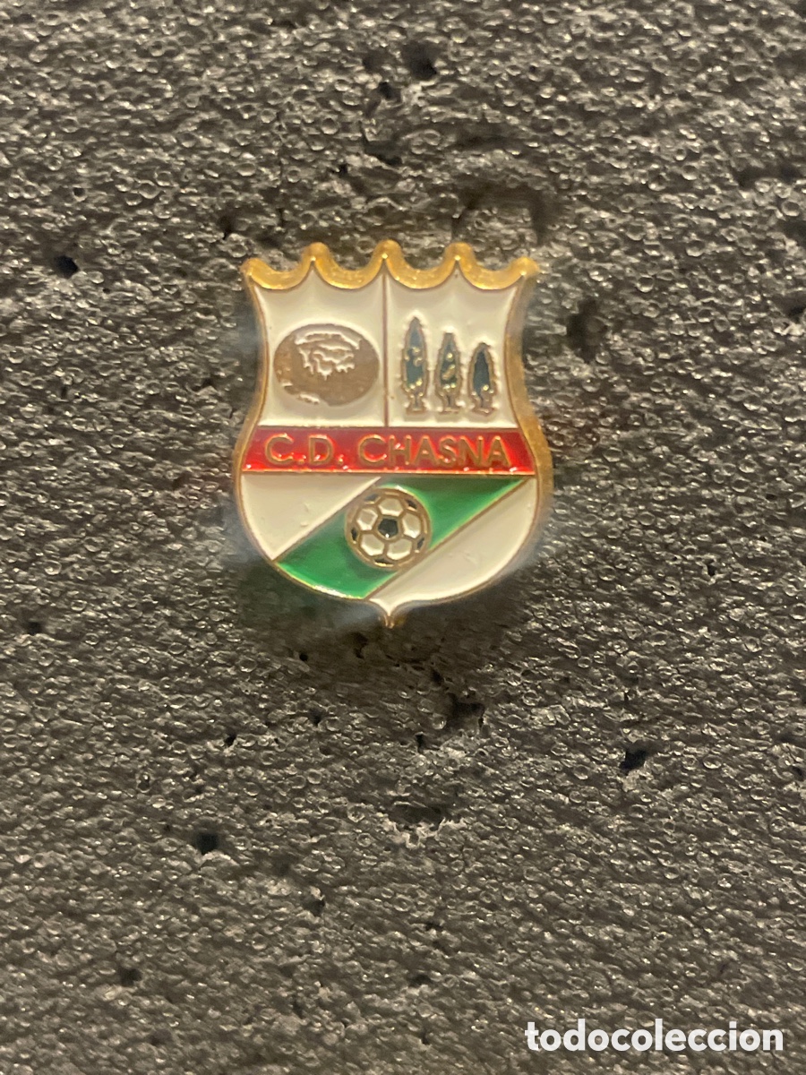 Collezionismo sportivo: Pin 106 C.D. CHASNA - Vilaflor de Chasna (Tenerife)