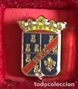 Collezionismo sportivo: Pin de futbol del Club Hijar FC - Teruel