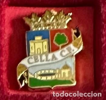 Collezionismo sportivo: Pin de futbol del Club CF Cella - Teruel