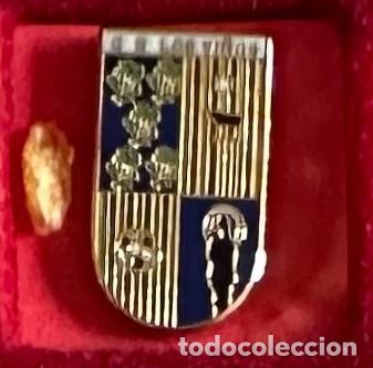 Collezionismo sportivo: Pin de futbol del Club CD Las Vi&ntilde;as - Teruel
