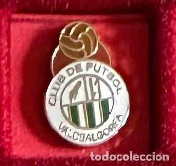 Collezionismo sportivo: Pin de futbol del Club CF Valdealgorfa - Teruel