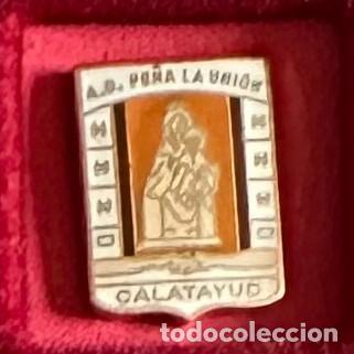 Collezionismo sportivo: Pin de futbol del Club AD Pe&ntilde;a La Union Calatayud - Teruel