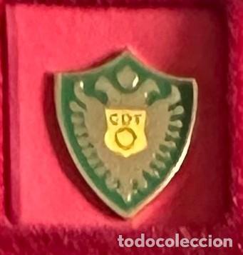 Collezionismo sportivo: Pin de futbol del Club CD Toledo