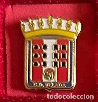 Collectionnisme sportif: Pin de futbol del Club CD Velada - Toledo