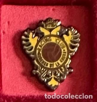 Collectionnisme sportif: Pin de futbol del Club CD Elemental racing de Caba&ntilde;as - Toledo
