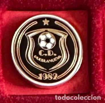 Collectionnisme sportif: Pin de futbol del Club CD Puebla Nueva - Toledo