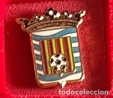 Collectionnisme sportif: Pin de futbol del Club CD Benifairo de Les Valls - Valencia