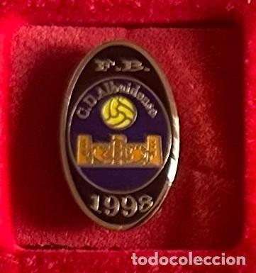 Collectionnisme sportif: Pin de futbol del Club CD Albaidense - Albaida - Valencia