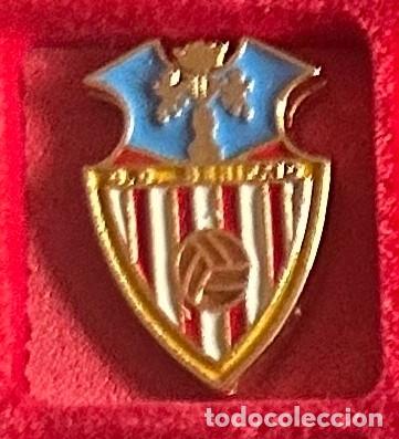 Collezionismo sportivo: Pin de futbol del Club CD Benifayo - Valencia