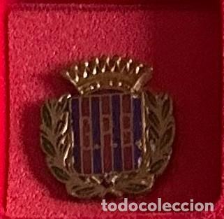 Collezionismo sportivo: Pin de futbol del Club Gran Pe&ntilde;a Bar&ccedil;a - Valencia