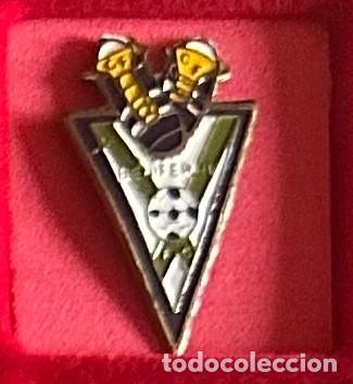 Collezionismo sportivo: Pin de futbol del Club CF Beniferri - Valencia
