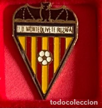 Collezionismo sportivo: Pin de futbol del Club UD Montiolivete -Ruzafa - Valencia