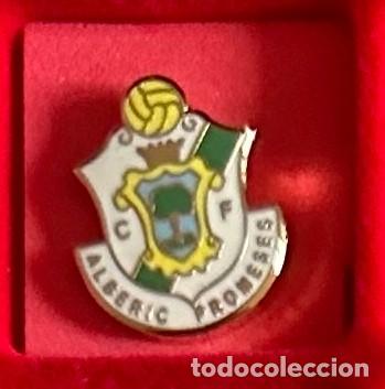 Collezionismo sportivo: Pin de futbol del Club CD Alberique - Valencia