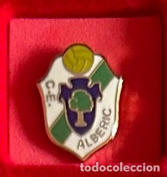 Collezionismo sportivo: Pin de futbol del Club CE Alberiq - Valencia